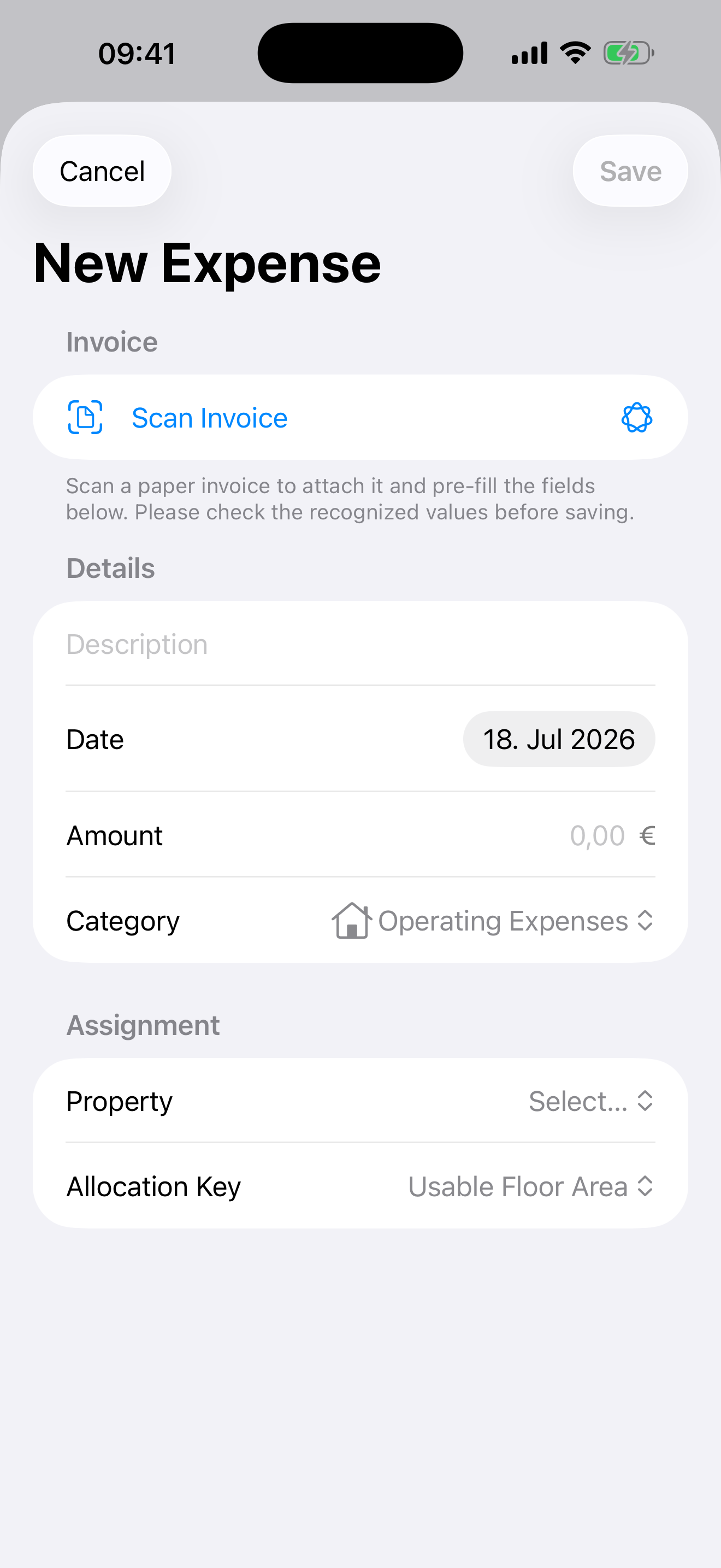 Scanning an invoice with Apple Intelligence